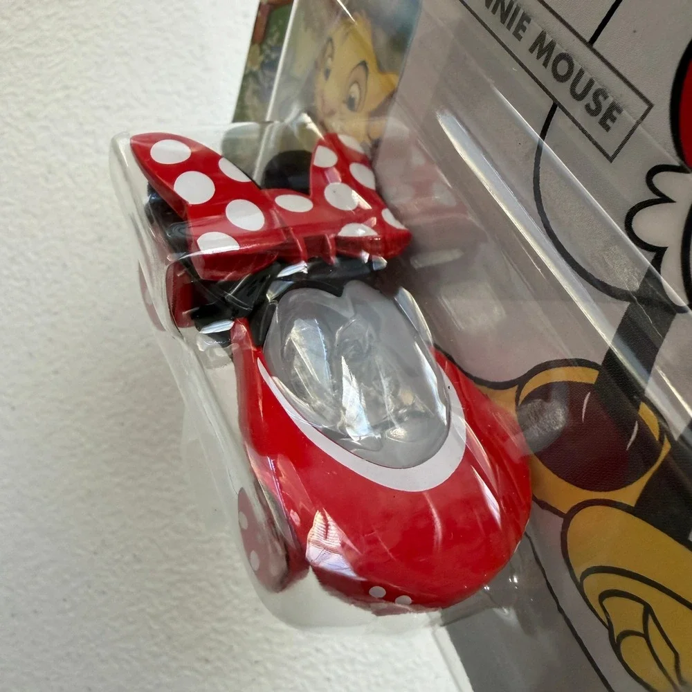 New Disney‎ 100 Hot Wheels Minnie Mouse Character Car